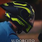 CASCO ASTRO PISTA KRISS FLUO