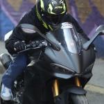 CASCO ASTRO PISTA NEGRO/VERDE