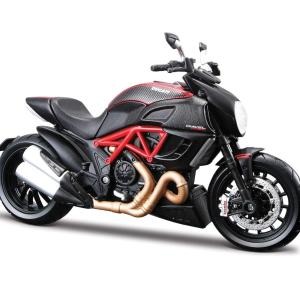 Ducati Diavel Armable de Colección ESCALA 1:12