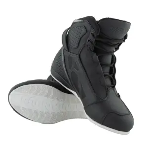 BOTA CON PROTECCIONES PARA DAMA AURORA