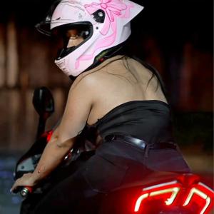 CASCO ASTRO PISTA MOÑO