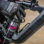 MUC-OFF DETALLADOR PARA ACABADOS MATE – 250ML